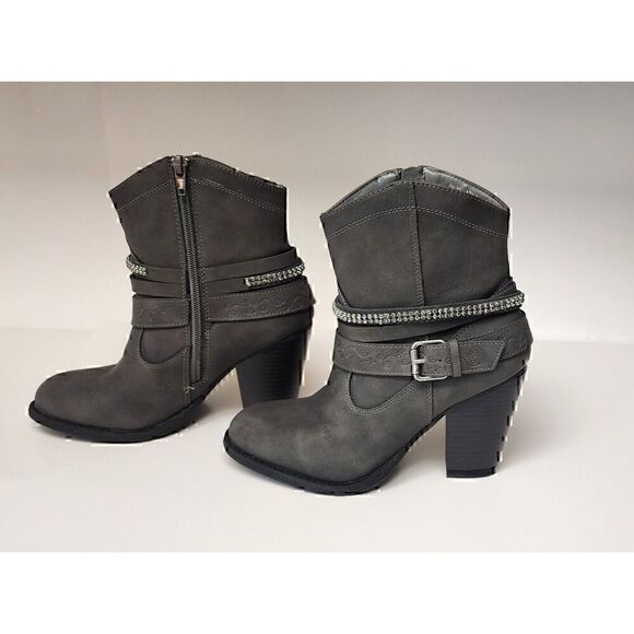 Daisy Fuentes 6M Valentina women's Western Ankle Bootie Gray Faux Leather - Picture 2 of 8